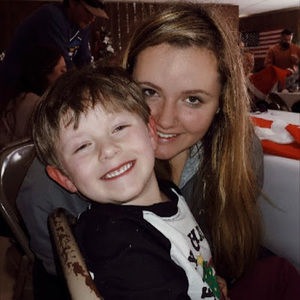 Meet your Posher, Abigail